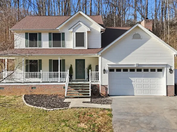 1617 Valley View Dr, Big Stone Gap, VA 24219