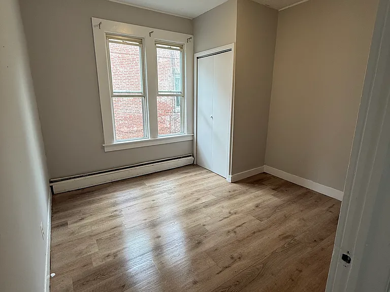21 Williams St #2 — Photo 4