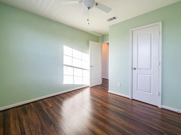 9439 Grand Spark Dr — Photo 17