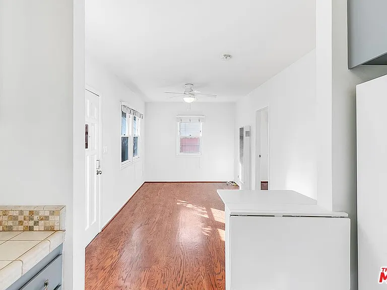 608 7th Ave — Photo 9