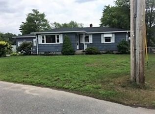 132 Boucher Cir, Chicopee, MA 01020