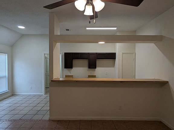 5th image of 1304-1306 N Bishop St