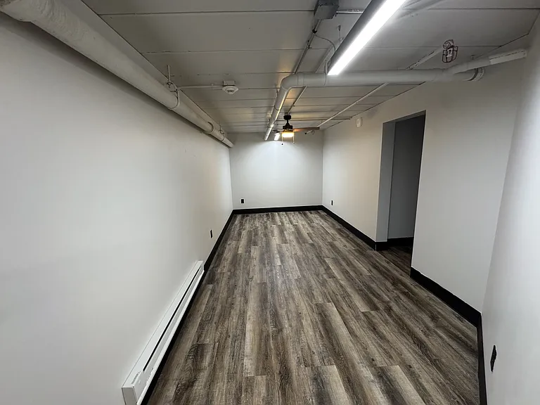 217 S Badger Ave — Photo 12