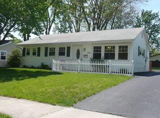 49 Richards Dr, Delaware, OH 43015