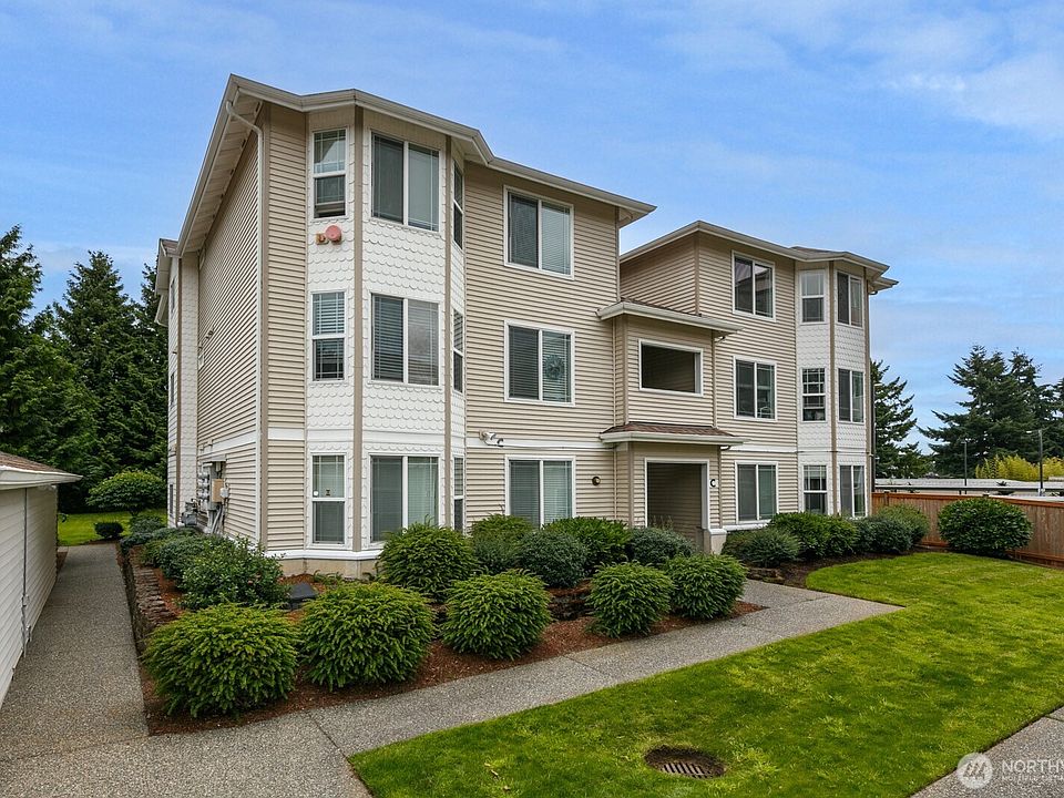 1st image of 10025 9th Avenue W #C302