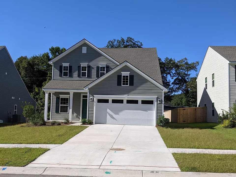 155 Country Oaks Ln