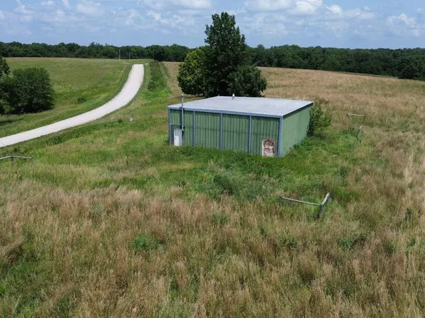 30139 Silver Trl, Floris, IA 52560