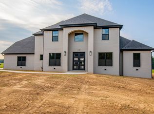 1129 River Hollow Rd, Fayetteville, AR 72703