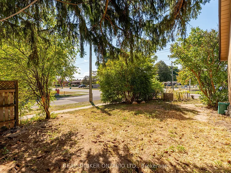 301 Franklin St N #A — Photo 21