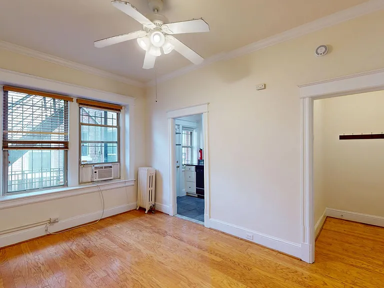 1833 S St NW #3 — Photo 4