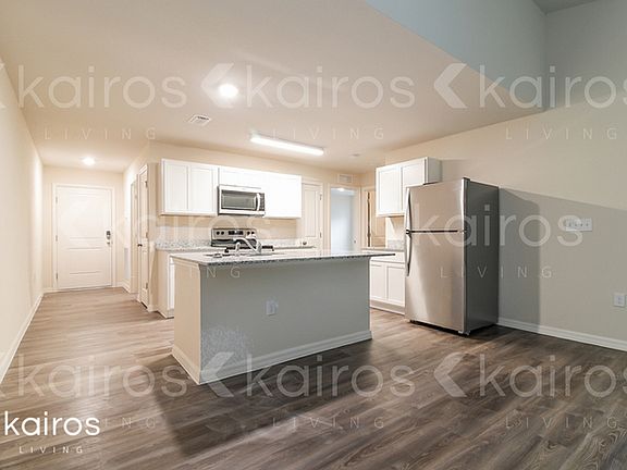 3rd image of 9125 Aegean Cir