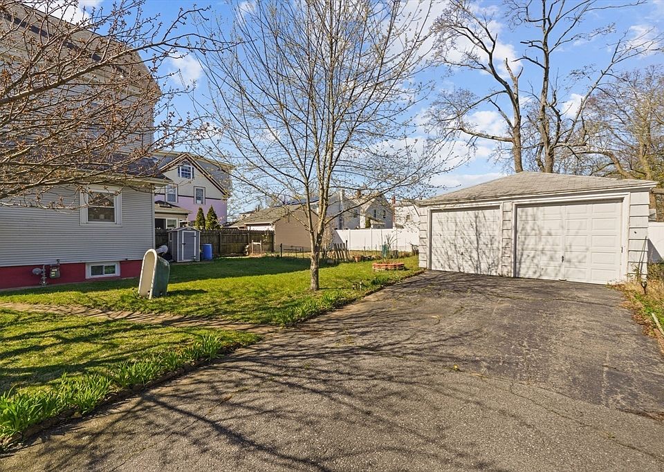 179 Pawtuxet Ave, Cranston, RI 02905 Zillow