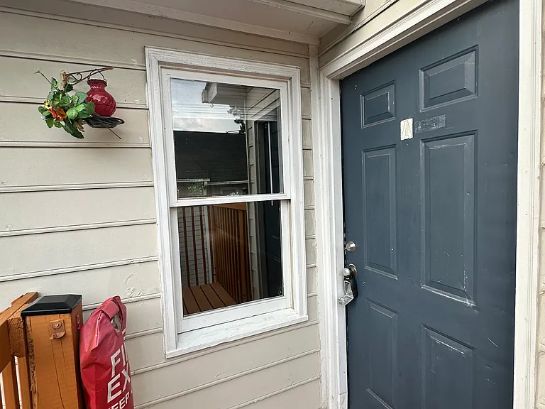 1005 Carlton Ave #A — Photo 3
