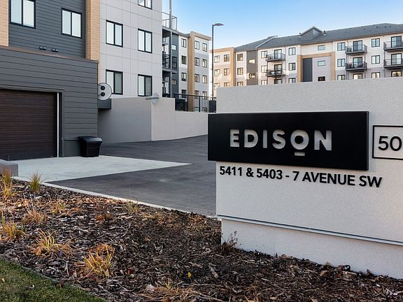 3rd image of 5411 7th Ave SW #1344280