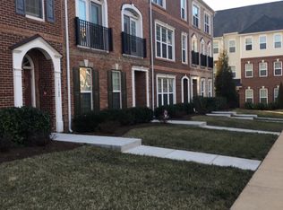 19378 Rouges Sq, Leesburg, VA 20176