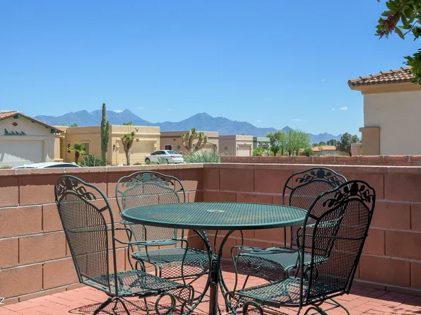 297 N Crescent Bell Dr, Green Valley, AZ 85614