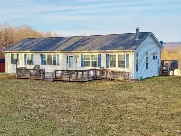 4220 Belknap Hill Rd, Branchport, NY 14418