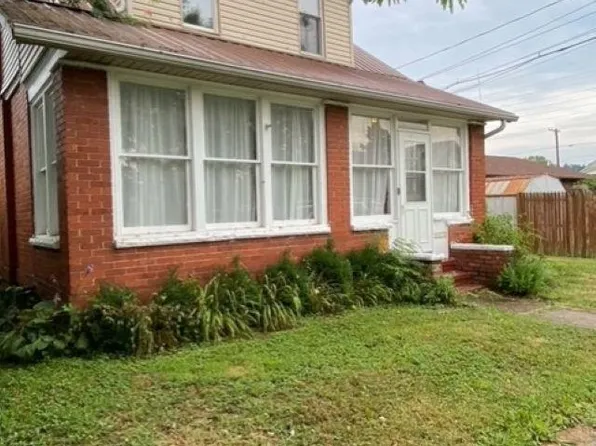 724 2nd St, Huntington, WV 25701