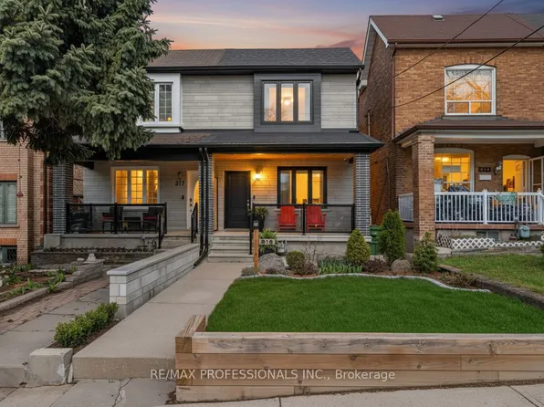 215 Gilbert Ave, Toronto, ON M6E 4W6