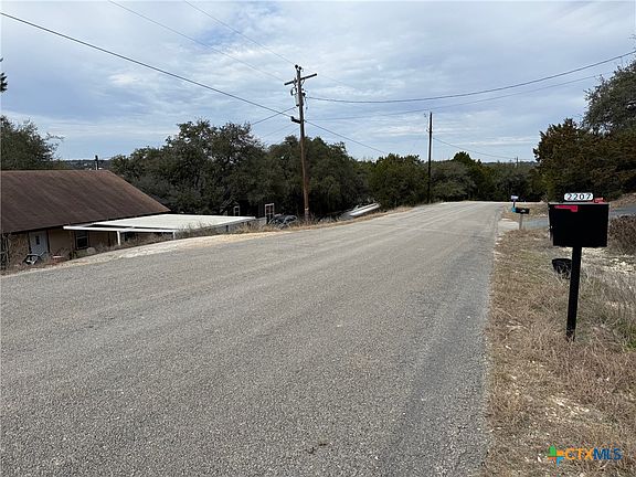 2nd image of 2192 Waterfront Park Dr