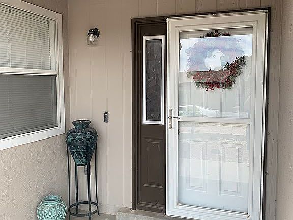 2nd image of 105 Arizona Sunset Rd NE