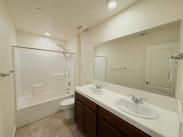395 Mono Lake Ave — Photo 10