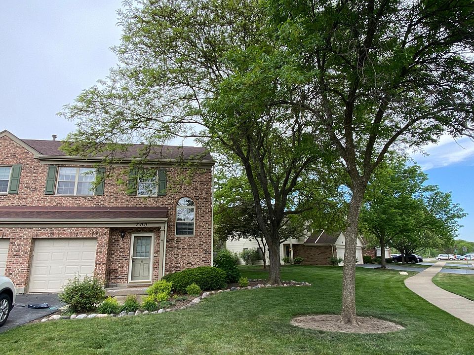 1st image of 300 Cromwell Ct