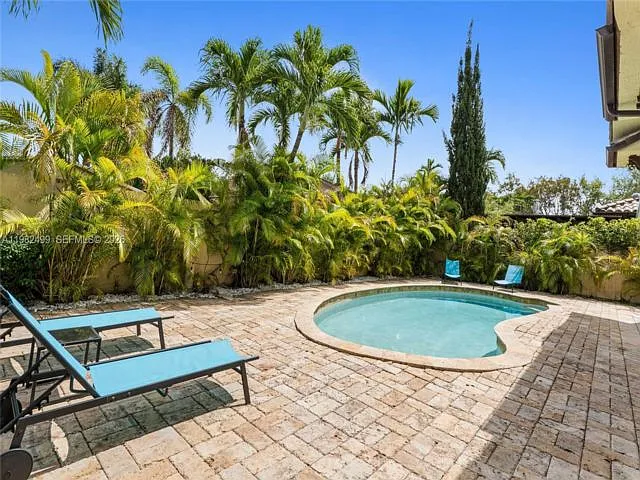 2665 NW 100th Ave — Photo 14