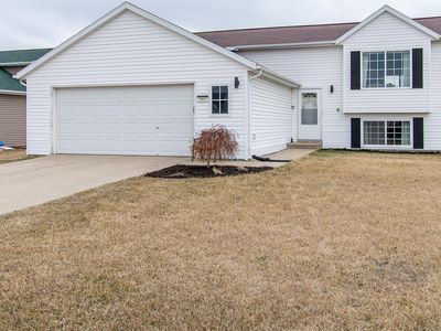 367 Maple Pointe Blvd, Mapleton, ND, 58059