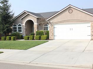 153 N Shenandoah Ct, Visalia, CA 93291