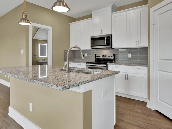 300 Woodgrove Dr #A, Little Elm, TX 75068
