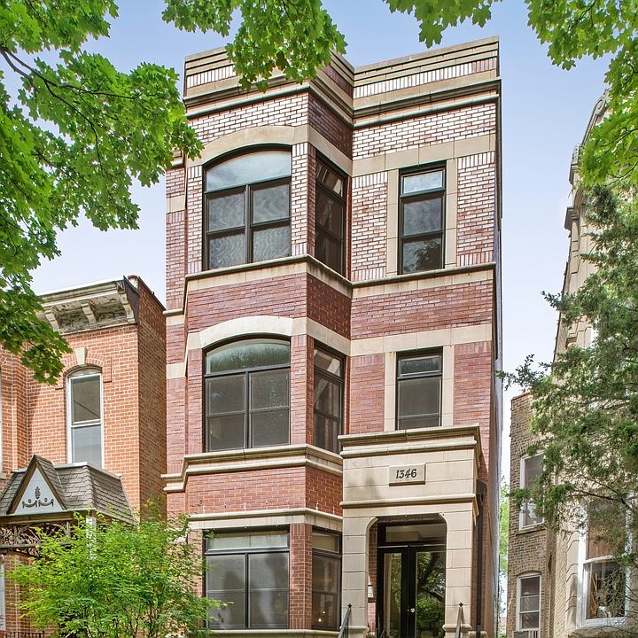 1st image of 1346 N Hoyne Ave APT 101