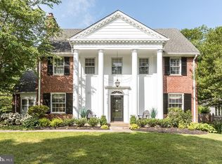 7100 Meadow Ln, Chevy Chase, MD 20815