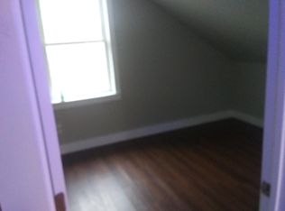 530 N Nye Ave APT B, Fremont, NE 68025