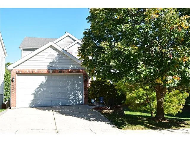 421 Summit Place Ct photo 1