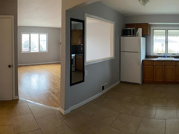 3rd image of 336 Stobe Ave Floor 1