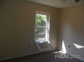 5th image of 1411 Janet Ln