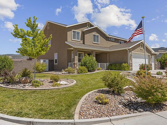 3rd image of 5228 N Scenic Dr