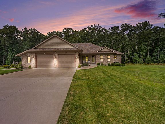 2nd image of 5928 Heights Ravenna Rd