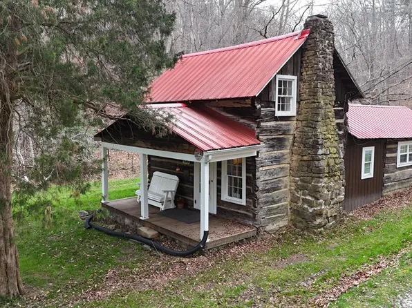 602 W Hollow Rd, Greenup, KY 41144