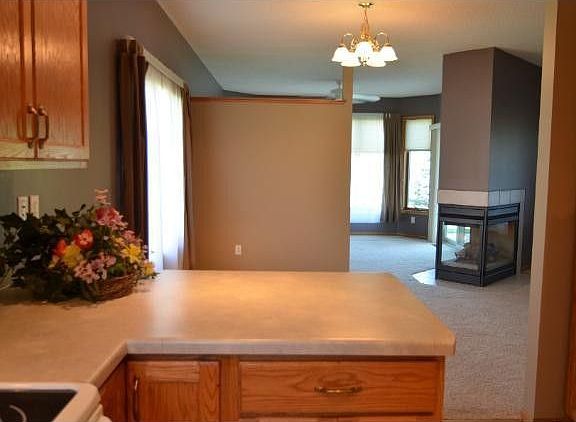 4th image of 776 Briarwood Dr