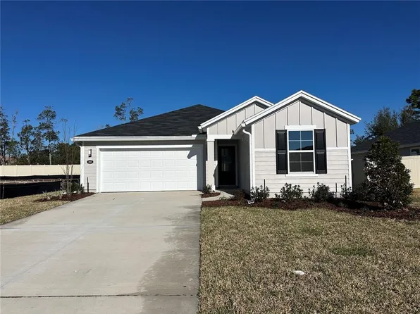 102 Waverly Ln, Palm Coast, FL 32164