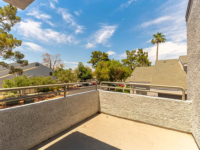 5609 Orchard Ln — Photo 10
