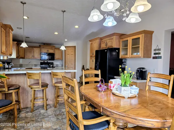 519 1st Ave NW, Wibaux, MT 59353