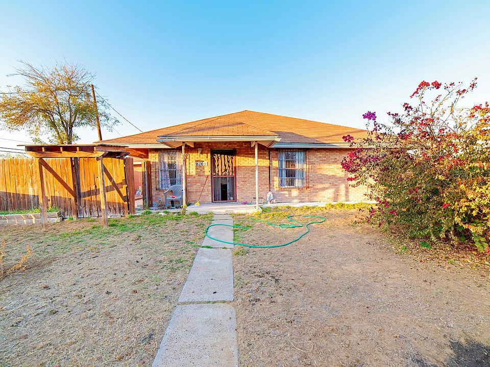 1st image of 2302 E Locust St