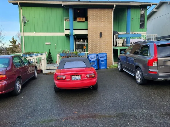 1014 W Emerson Street, Seattle, WA 98119