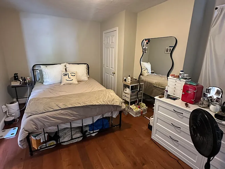 261 Emerson St #1 — Photo 8