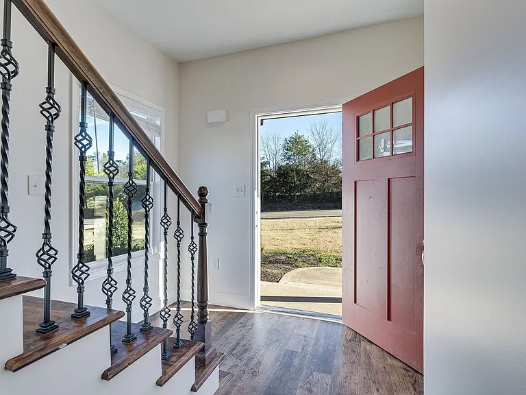 1712 McCleary Bend Rd — Photo 4