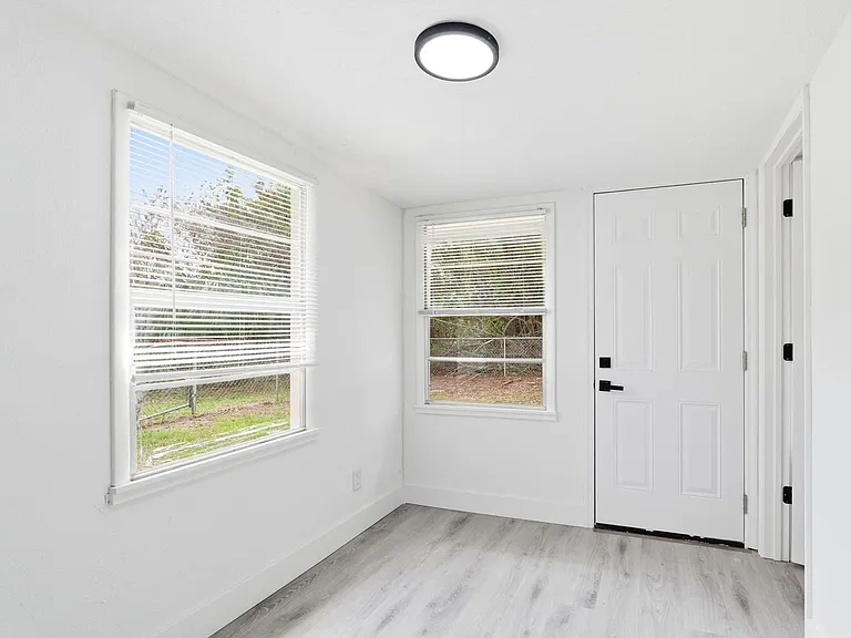 1214 Pace Dr NW — Photo 15