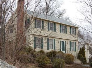 93 Weigands Dr, New Britain, CT 06052